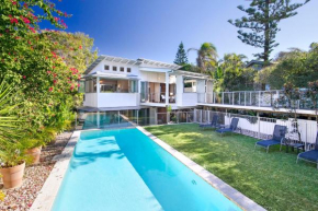 Designer Haven, Pool, Walk to Beach